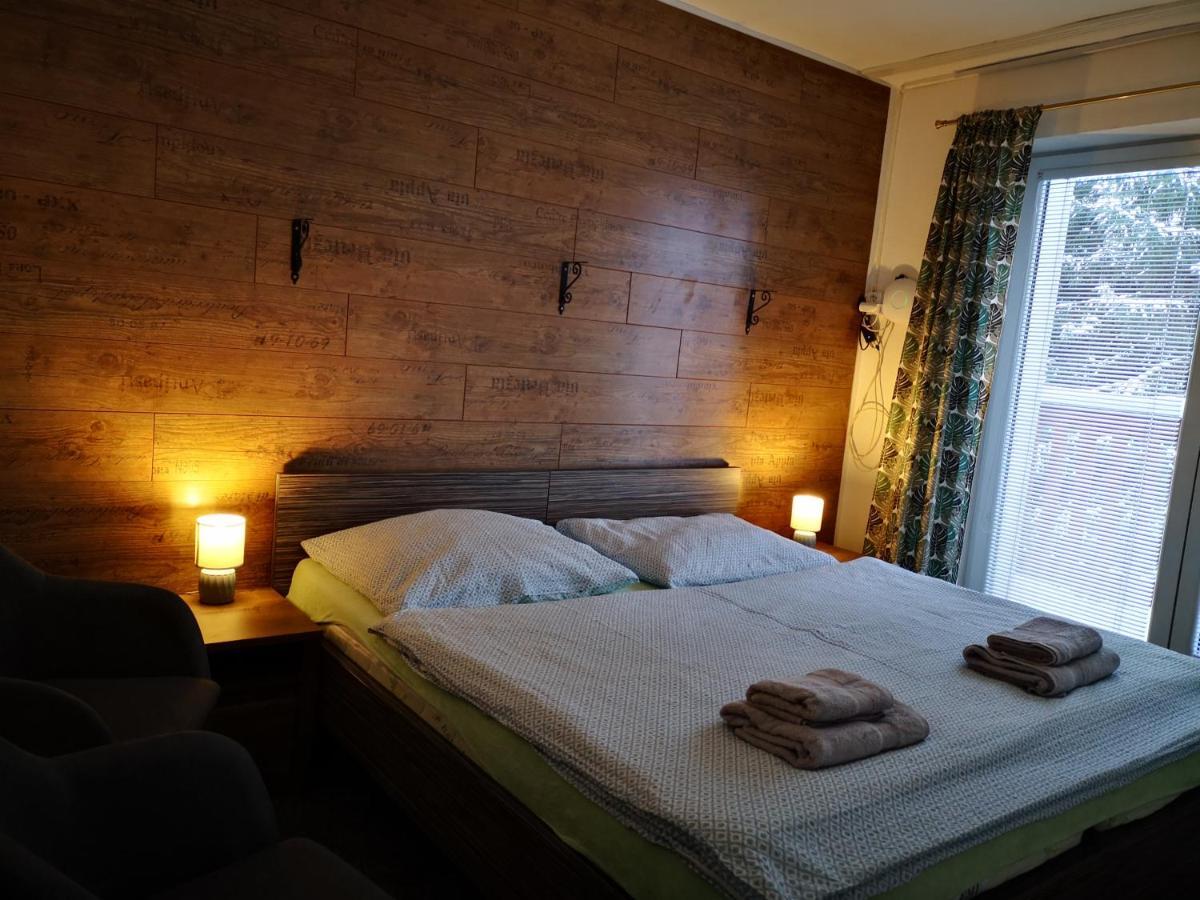 Penzion Zazrifka Zázrivá Kamer foto